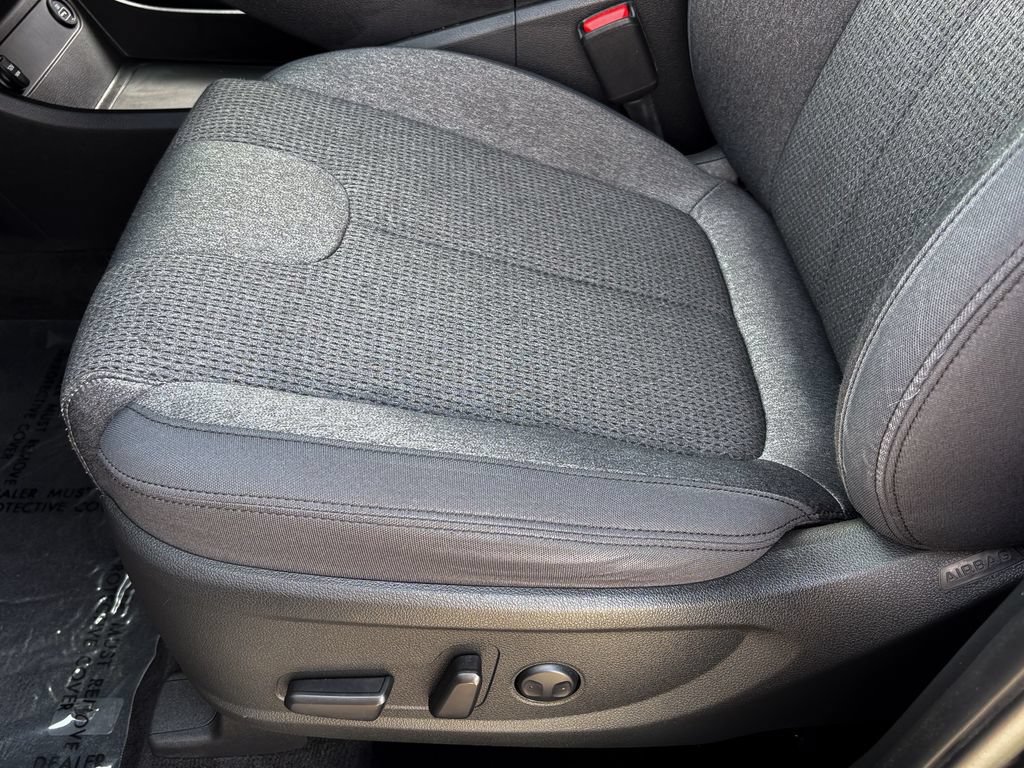 Used 2023 Hyundai Santa Fe SEL AWD/4WD image 19
