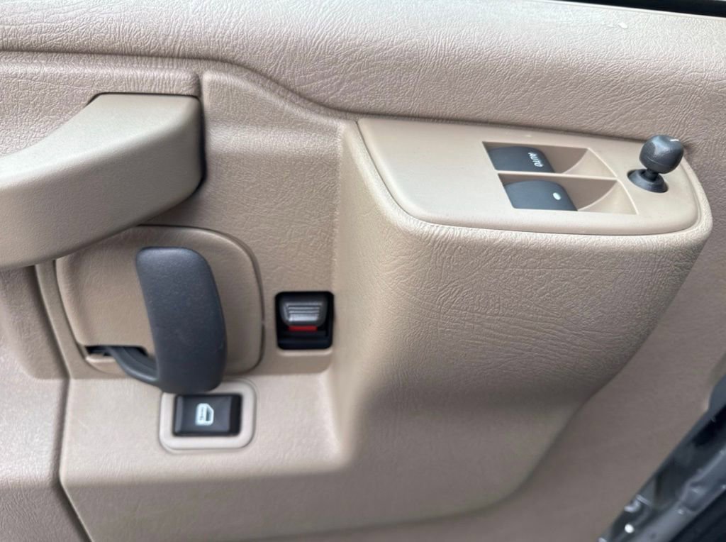New 2025 Chevrolet Express 2500 w/ Driver Convenience Package image 20