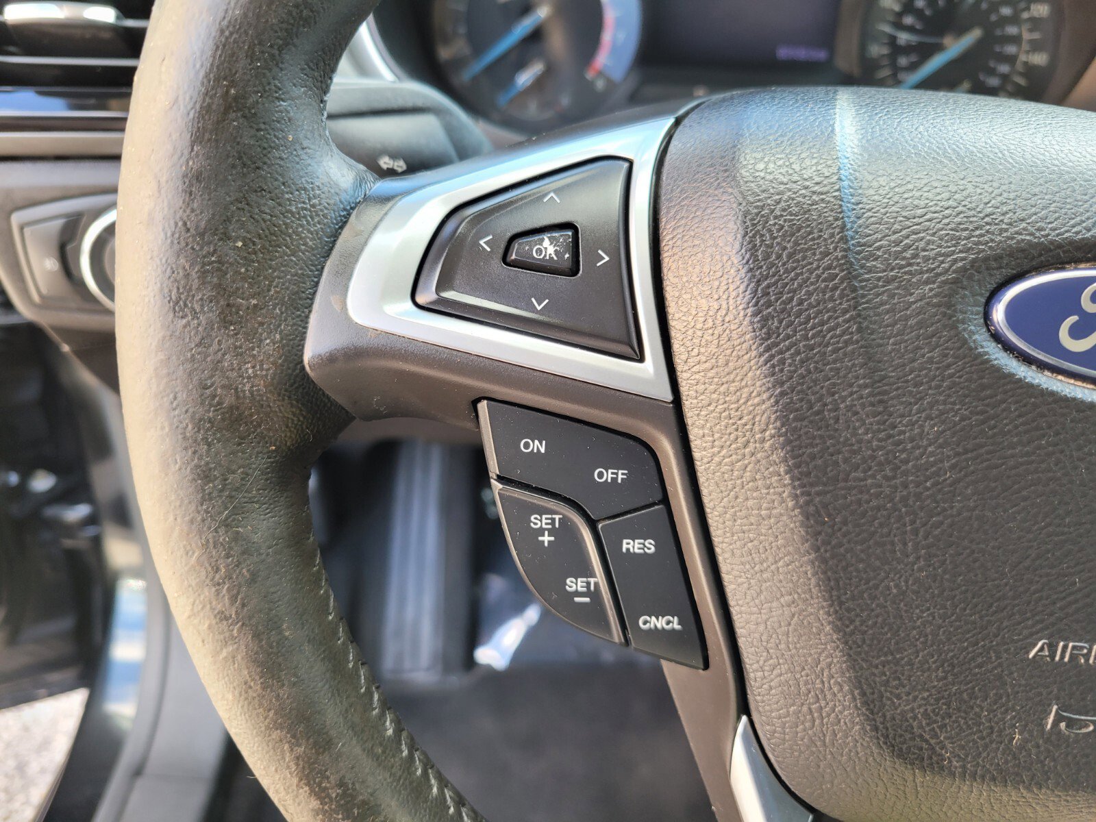 Used 2013 Ford Fusion SE image 20