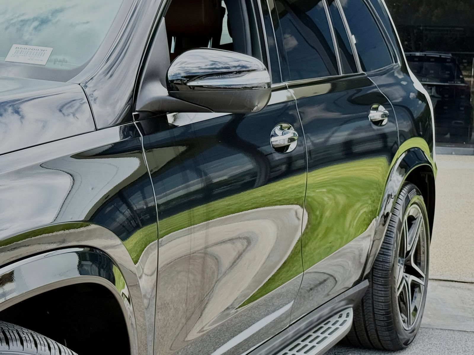 Used 2026 Mercedes-Benz GLS 450 4MATIC image 4