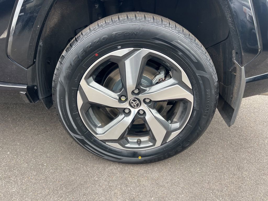 Used 2023 Toyota RAV4 SE image 49