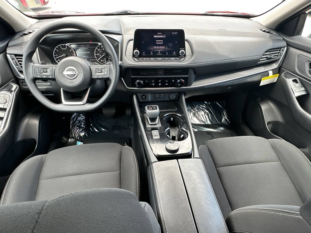 Used 2024 Nissan Rogue S AWD/4WD image 14