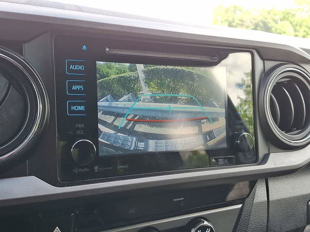 Used 2016 Toyota Tacoma TRD Sport w/ Towing Package AWD/4WD image 15
