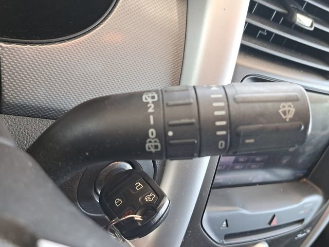 Used 2013 Ford Edge SEL image 13