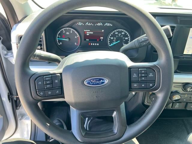 New 2025 Ford F550 4x4 Regular Cab Super Duty image 8
