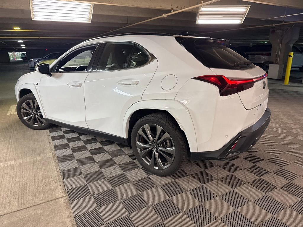 Used 2023 Lexus UX 250h F Sport w/ Accessory Package (Z2) AWD/4WD image 5