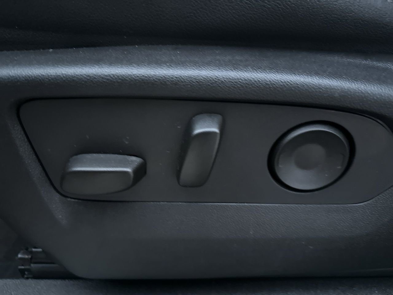 Used 2024 Chevrolet Tahoe Z71 image 13