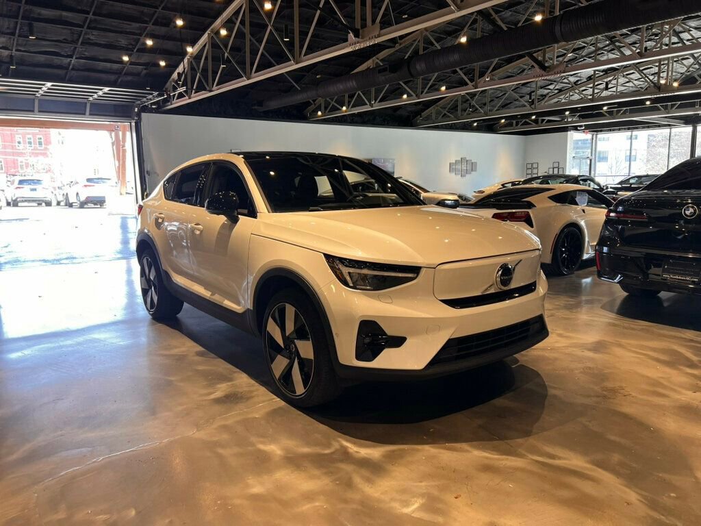 Used 2023 Volvo C40 P8 Recharge Ultimate image 7