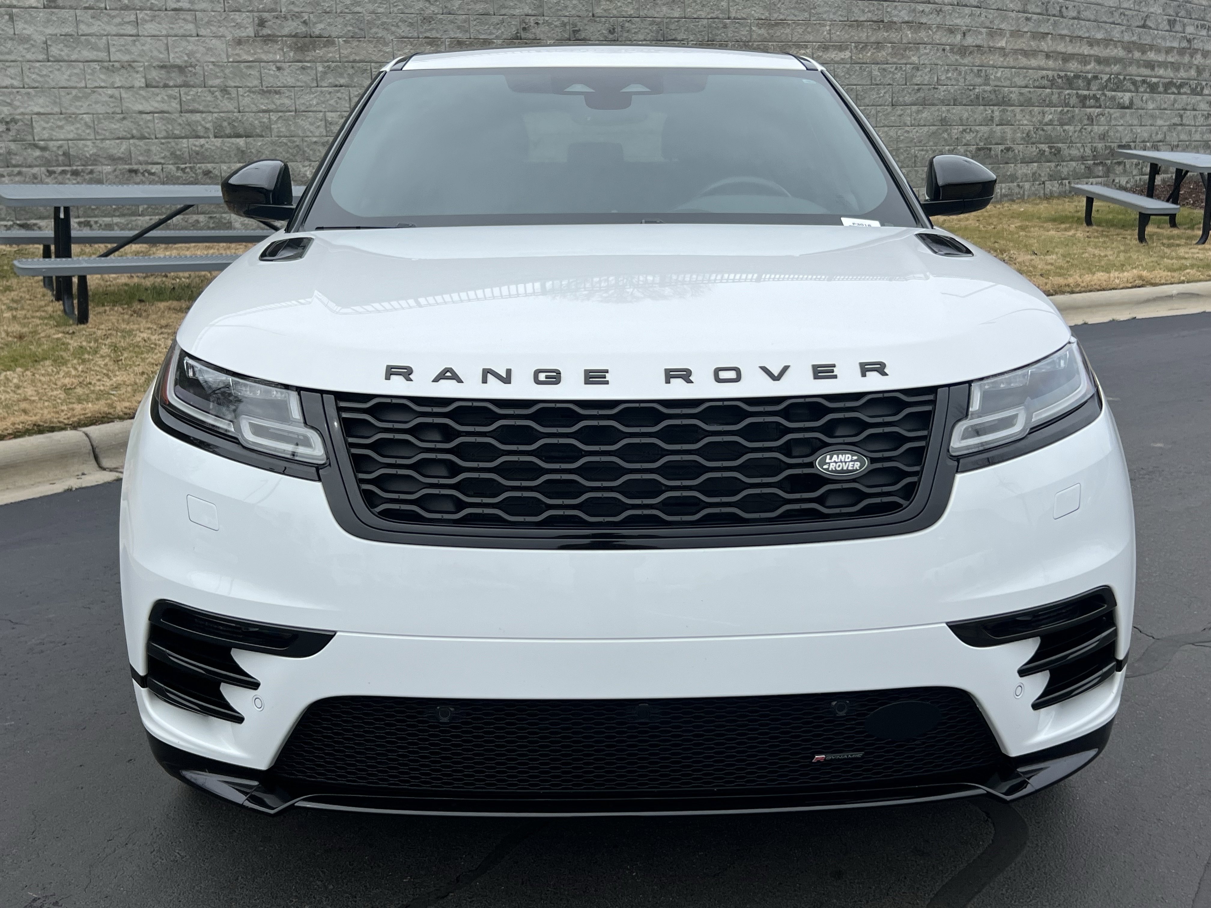 Certified 2023 Land Rover Range Rover Velar R-Dynamic S image 10