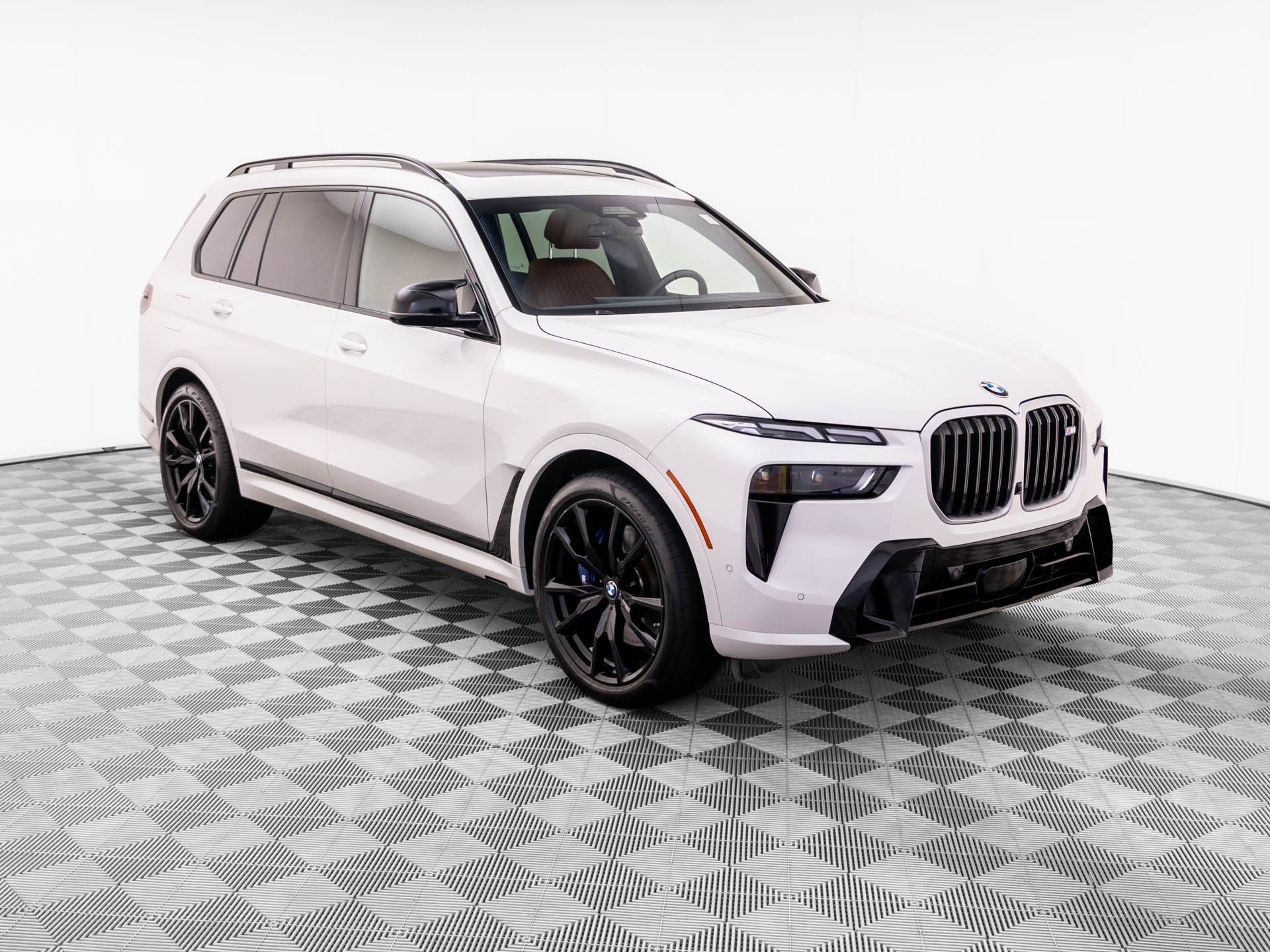 Certified 2026 BMW X7 M60i AWD/4WD image 8