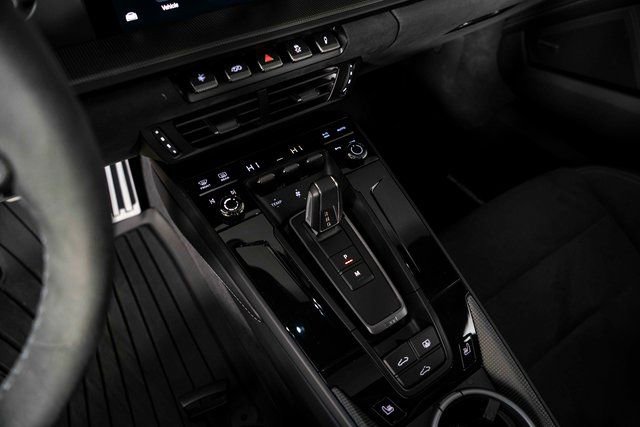 Used 2025 Porsche 911 Carrera GTS image 21