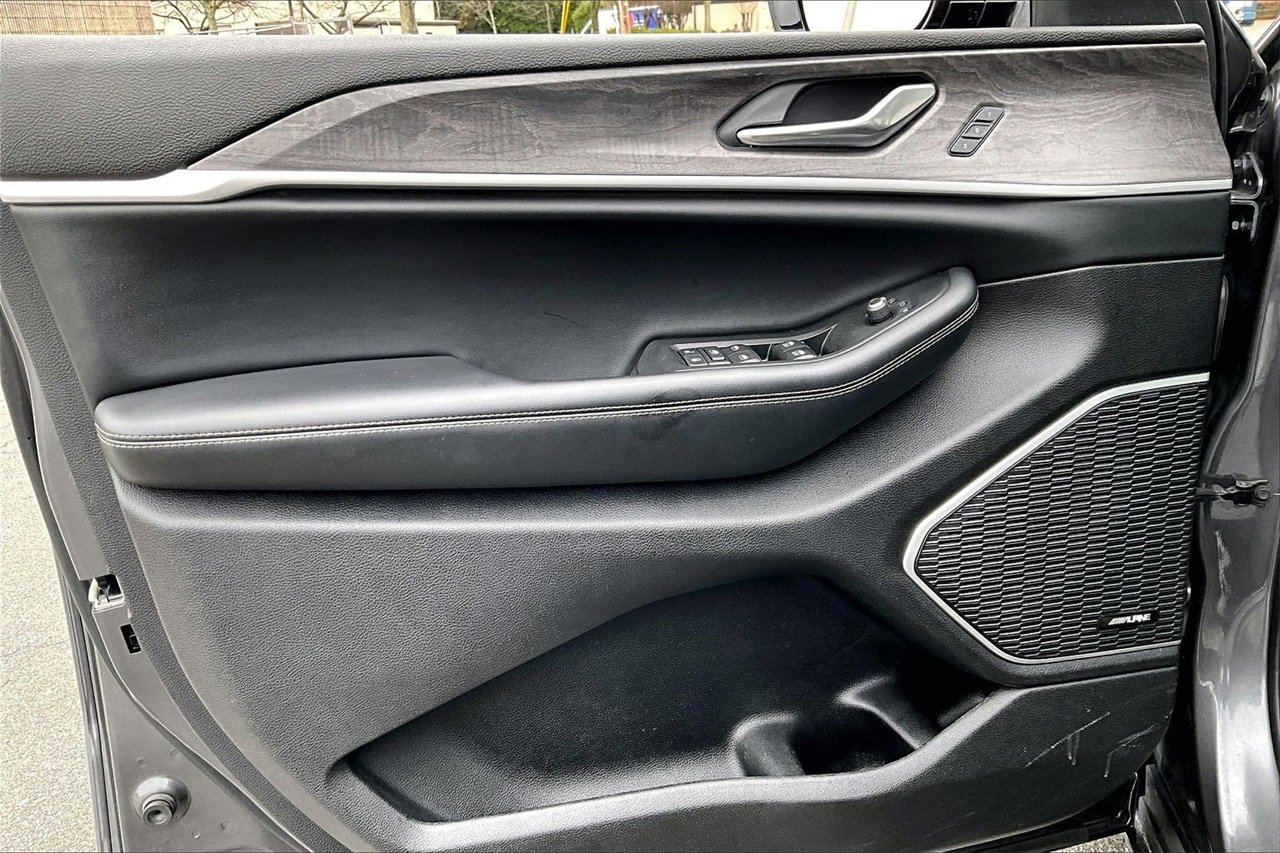 Certified 2021 Jeep Grand Cherokee L Limited w/ Trailer Tow Group (B) image 26