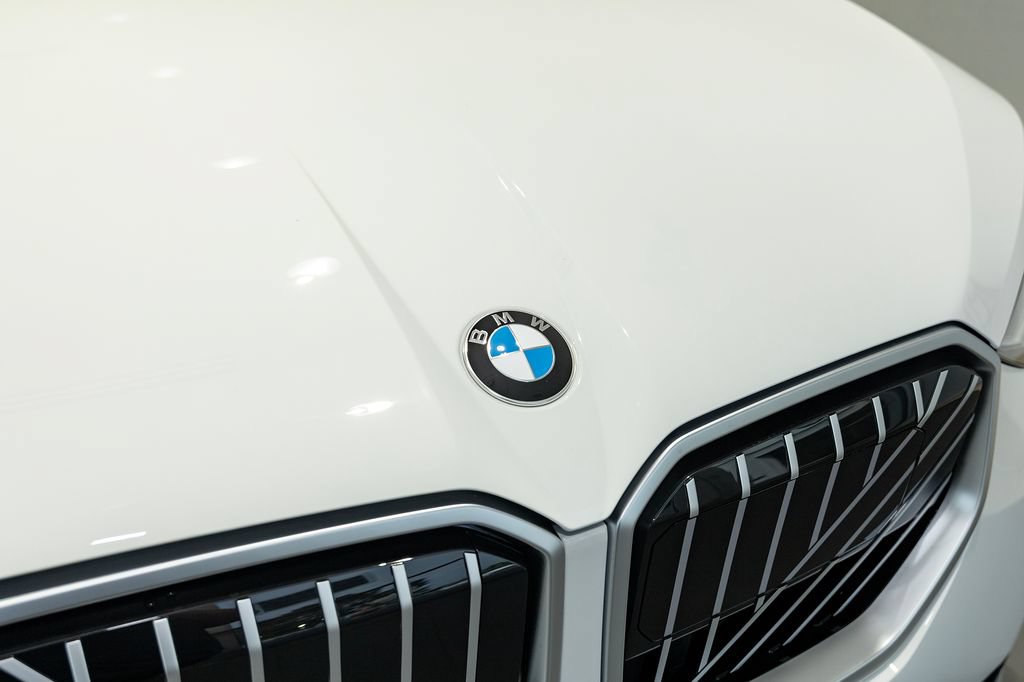 New 2026 BMW X3 xDrive30i w/ Convenience Package AWD/4WD image 17