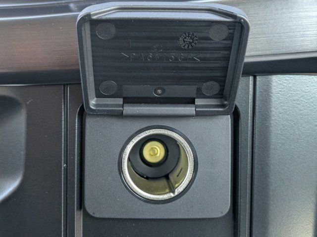 New 2026 Ford F350 Lariat w/ Black Appearance Package image 25