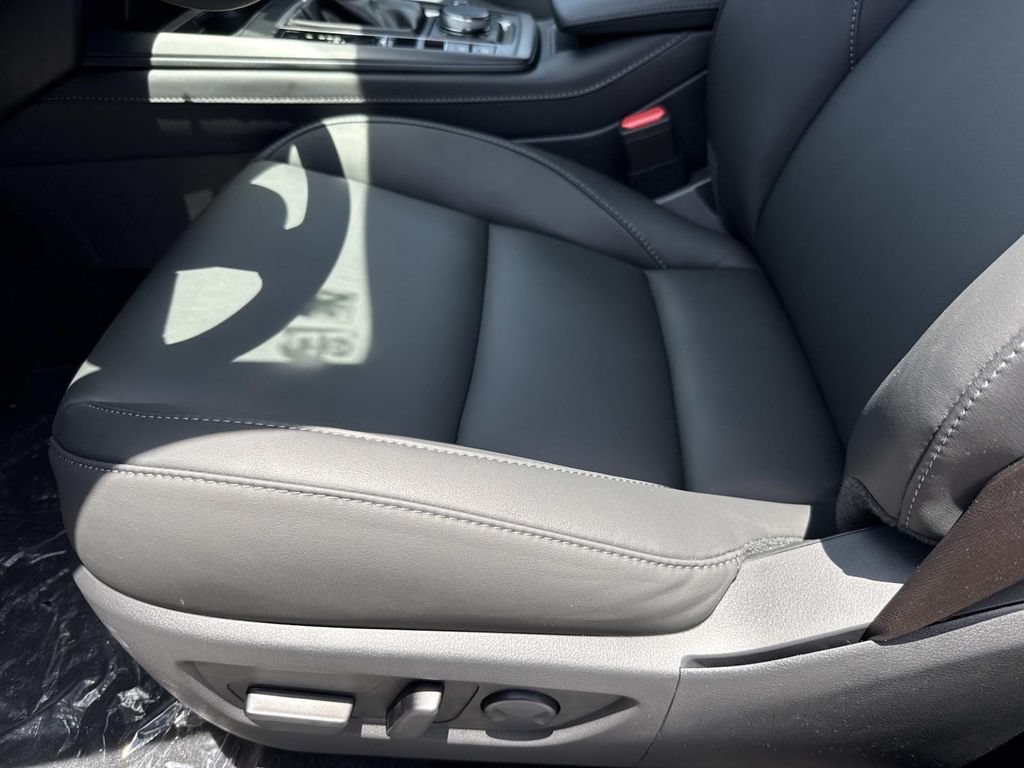 New 2026 MAZDA CX-30 AWD 2.5 S w/ Select Sport Pkg image 26