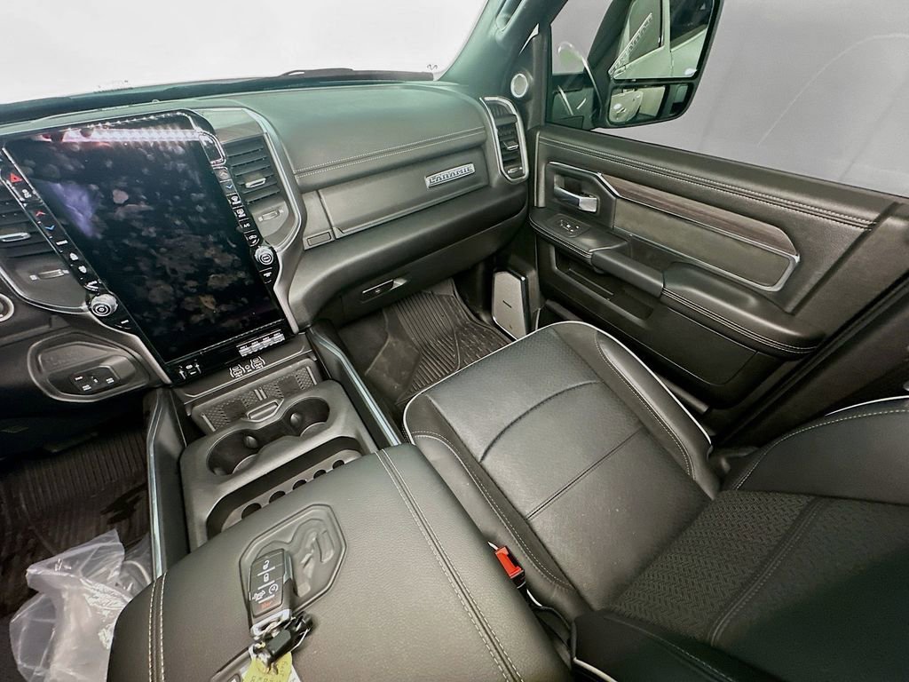 Used 2025 RAM 3500 Laramie image 11