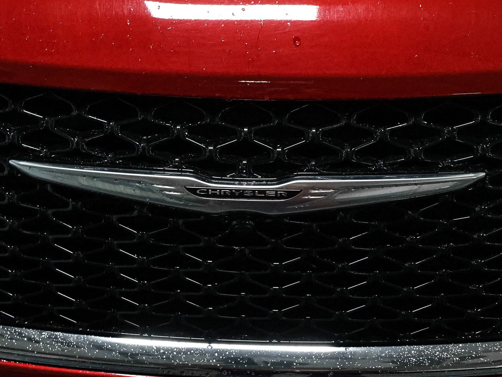 Used 2025 Chrysler Pacifica Select FWD image 13