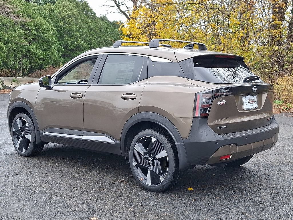 New 2026 Nissan Kicks SR w/ Cold Weather Package AWD/4WD image 5