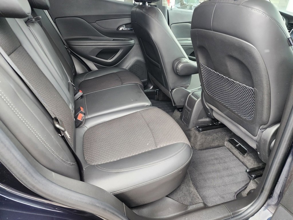 Used 2021 Buick Encore Preferred image 14