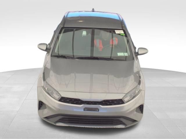 Used 2024 Kia Forte LXS FWD image 2