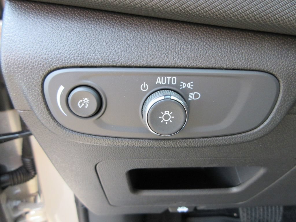 New 2026 Chevrolet TrailBlazer ACTIV w/ Driver Confidence Package FWD image 23