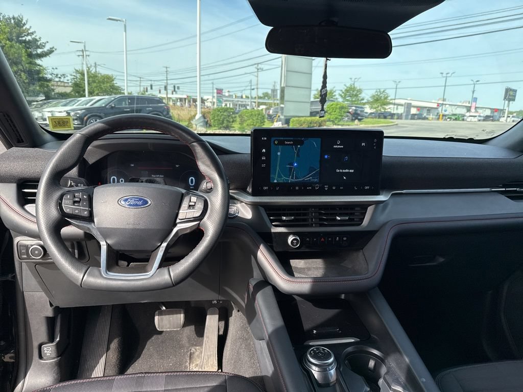 Used 2025 Ford Explorer ST-Line w/ ST-Line Street Pack AWD/4WD image 20