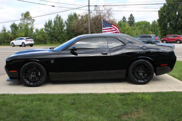 Used 2023 Dodge Challenger SRT Hellcat w/ Driver Convenience Group RWD image 30