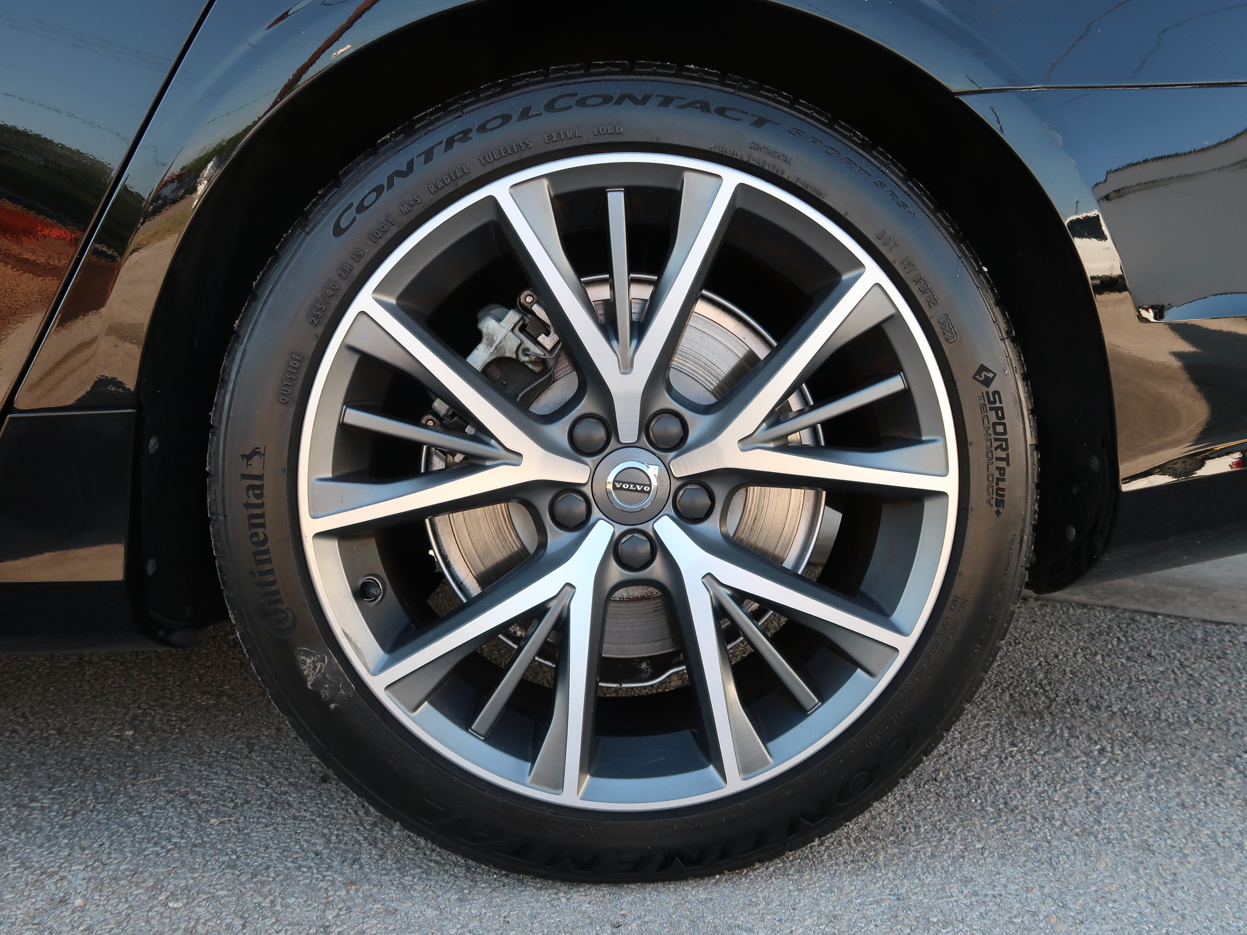 Used 2018 Volvo S90 T6 Momentum AWD/4WD image 39