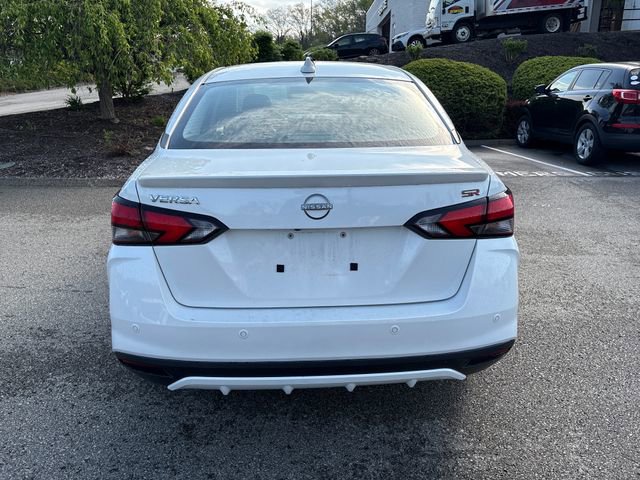 Certified 2023 Nissan Versa SR w/ Trunk Package FWD image 4
