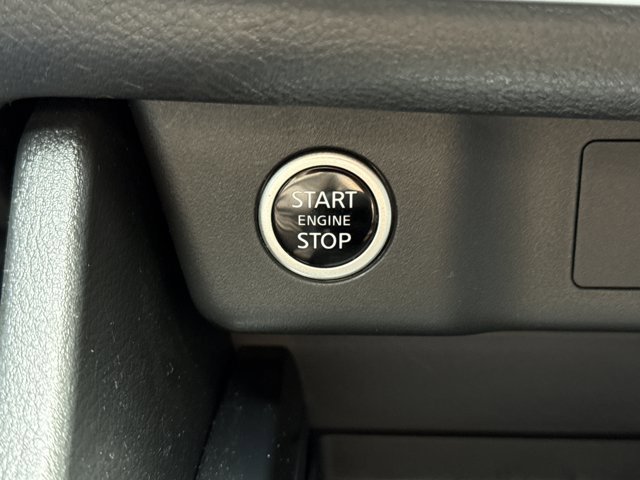Certified 2023 Nissan Rogue S FWD image 18