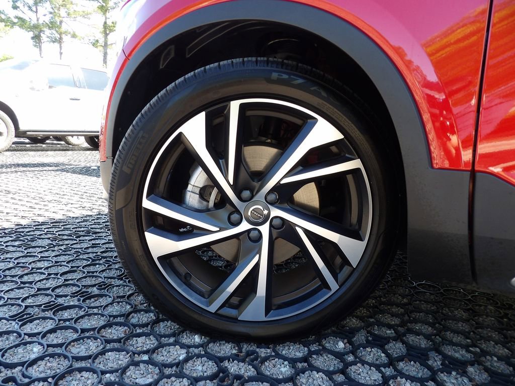 Used 2019 Volvo XC40 T5 R-Design AWD/4WD image 27