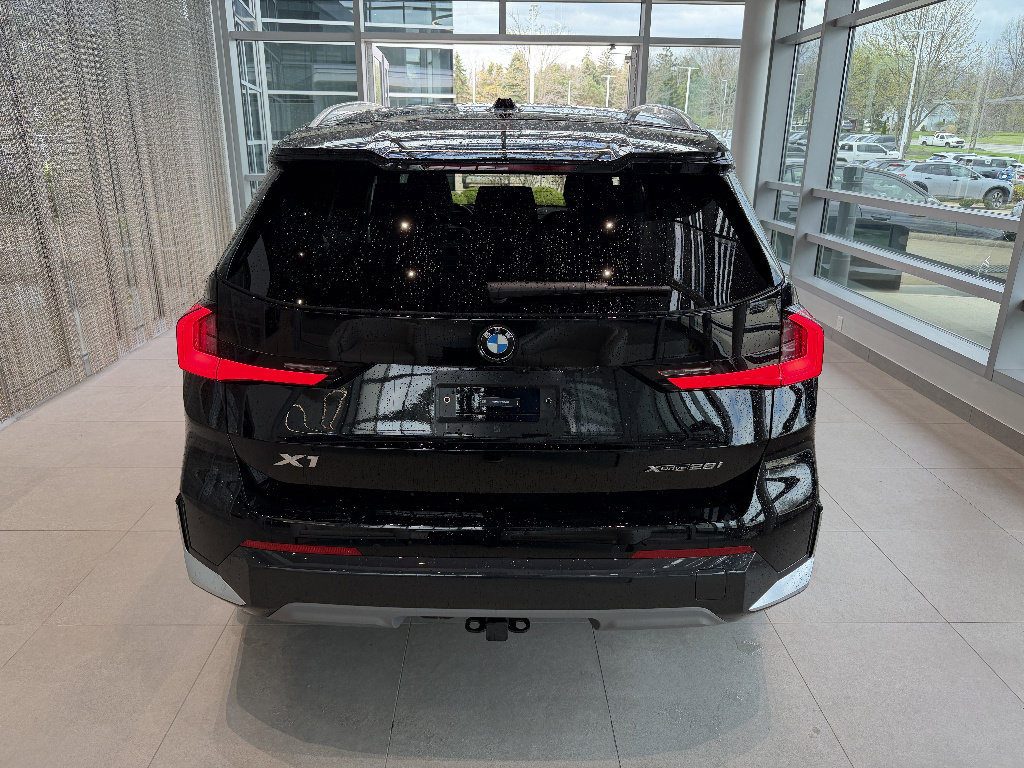 New 2026 BMW X1 xDrive28i w/ Technology Package AWD/4WD image 5