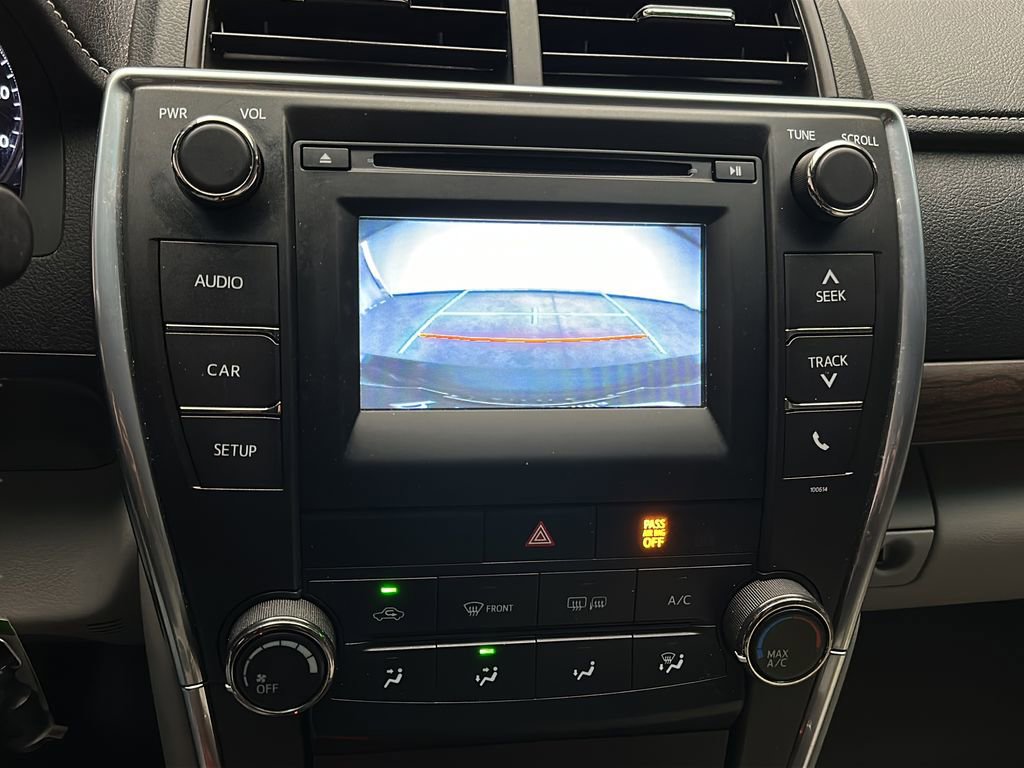 Used 2016 Toyota Camry LE image 23