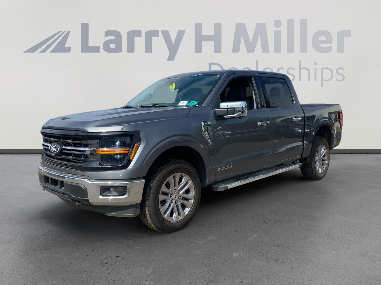 New 2024 Ford F150 XLT w/ Equipment Group 302A MID