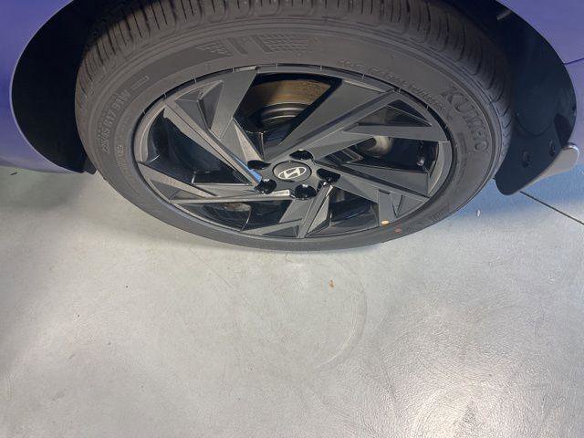 New 2026 Hyundai Elantra Sport image 28