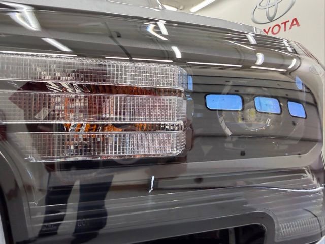 New 2026 Toyota Tacoma TRD Off-Road AWD/4WD image 14