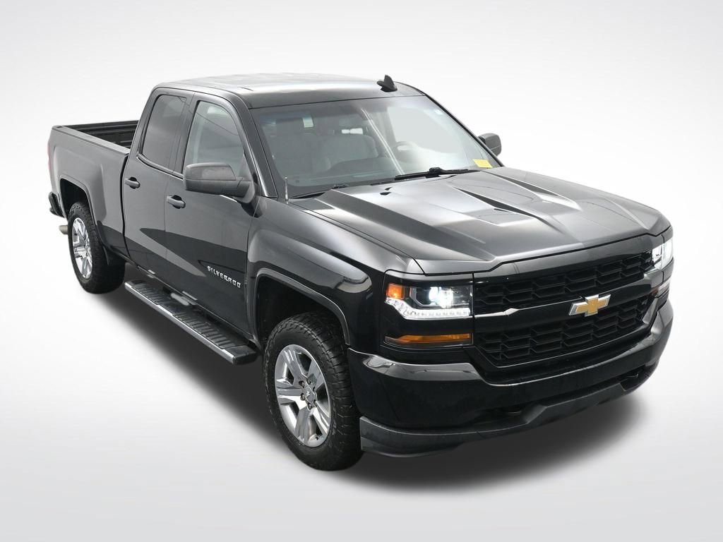 Used 2017 Chevrolet Silverado 1500 Custom w/ Custom Convenience Package AWD/4WD image 22