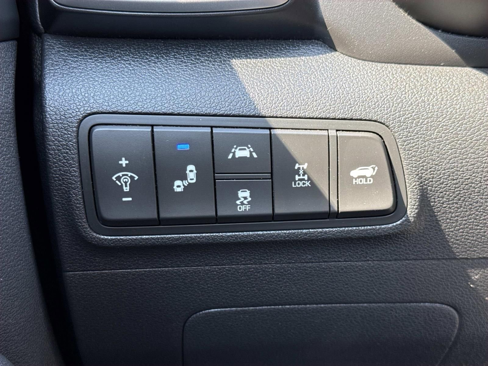 Used 2019 Hyundai Tucson Limited w/ Cargo Package AWD/4WD image 19