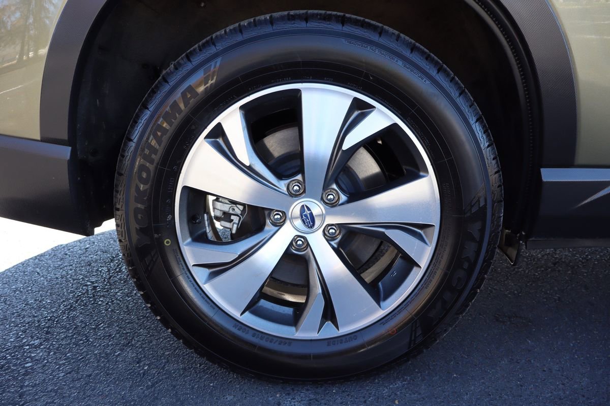 Used 2023 Subaru Ascent Premium w/ Convenience Package image 44