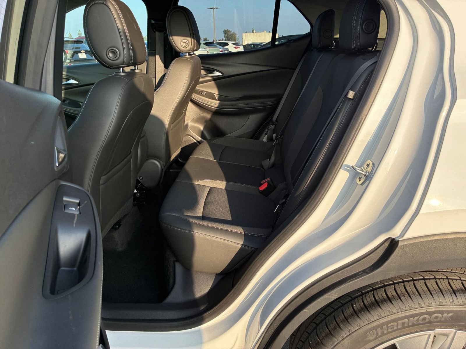 Used 2025 Buick Encore GX Preferred image 23