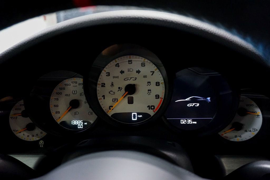 Used 2018 Porsche 911 GT3 image 83