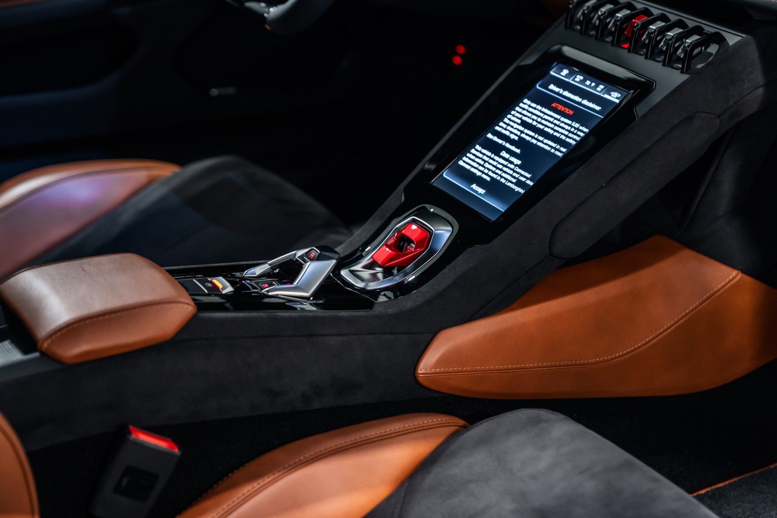 Used 2023 Lamborghini Huracan Tecnica RWD image 17