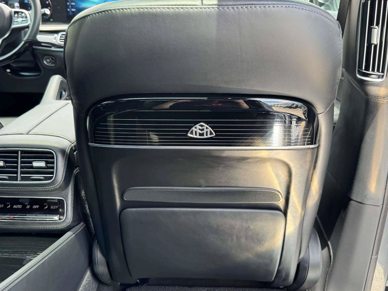 Used 2022 Mercedes-Benz Maybach GLS 600 4MATIC image 95