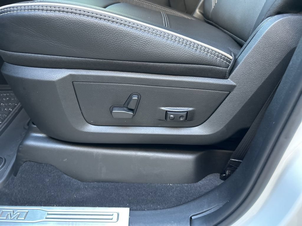 New 2026 RAM 3500 Limited AWD/4WD image 49
