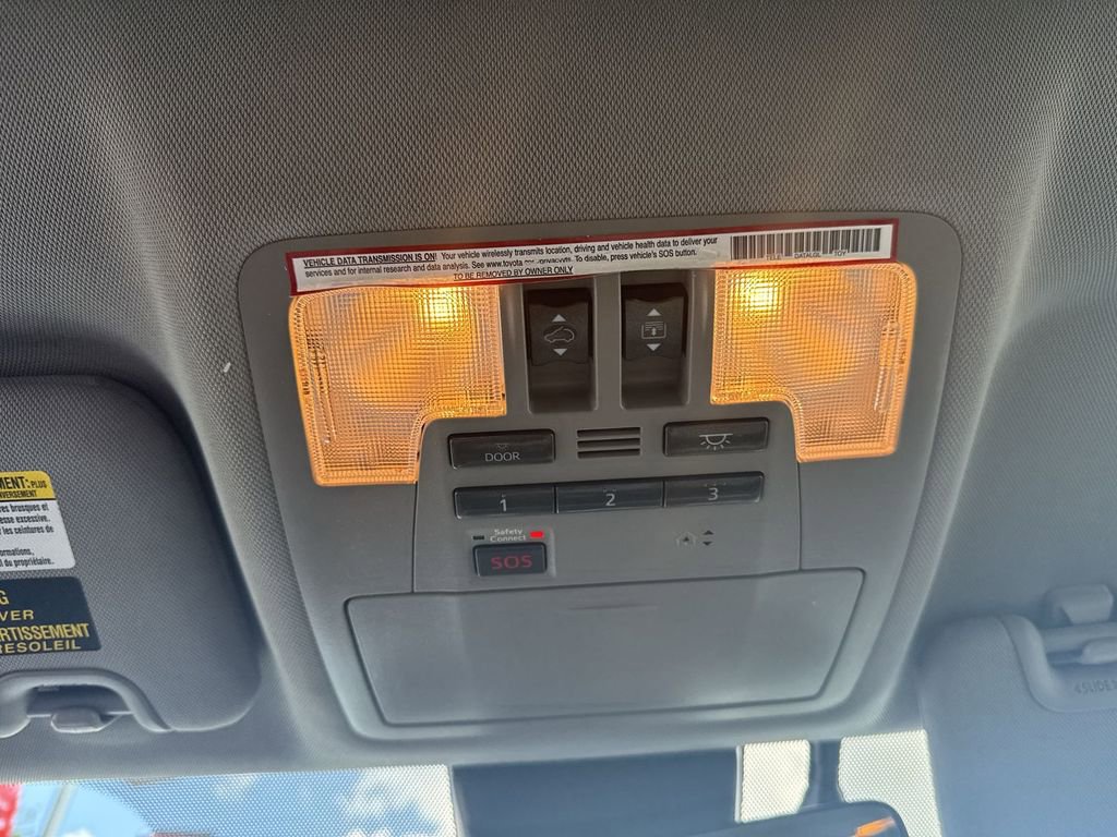 Used 2019 Toyota Highlander Limited Platinum image 19