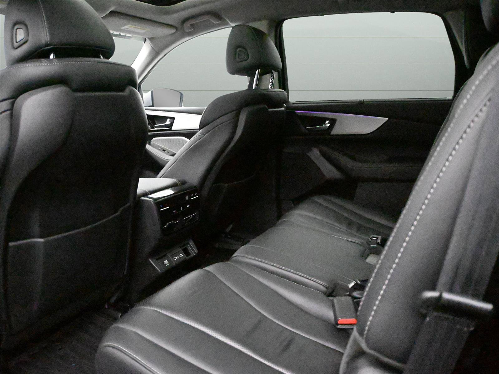 Certified 2023 Acura MDX SH-AWD w/ Technology Package image 12