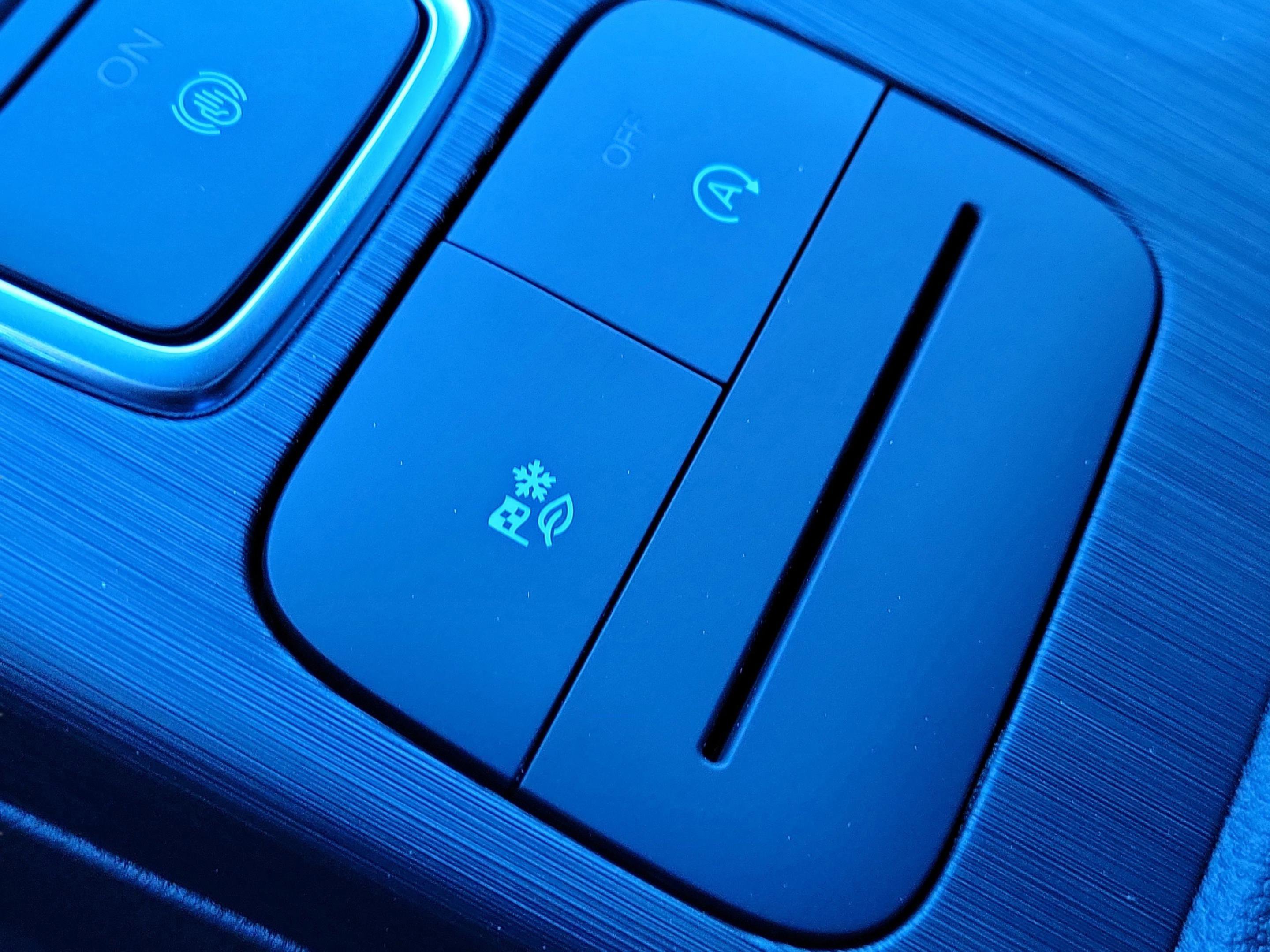 New 2026 Ford Escape ST-Line w/ Cold Weather Package image 24