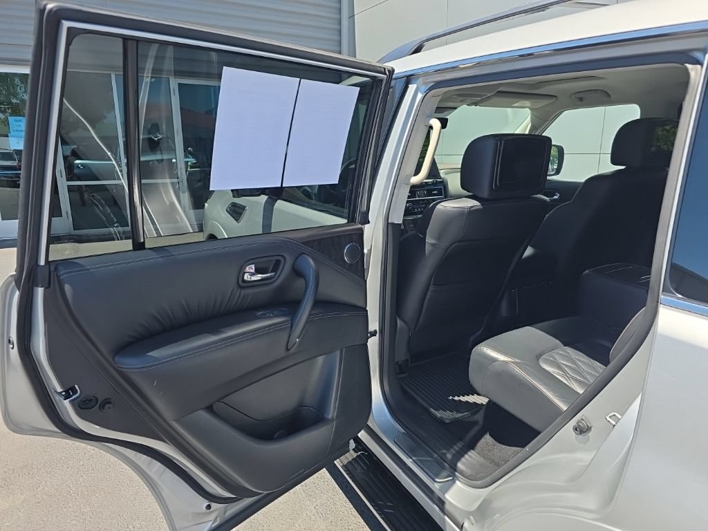 Used 2023 Nissan Armada Platinum w/ Captain's Chairs Package AWD/4WD image 32