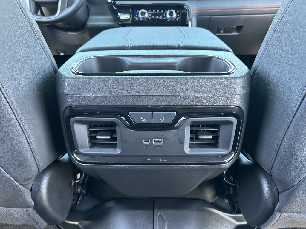 Used 2025 GMC Sierra 1500 AT4 w/ Technology Package AWD/4WD image 21