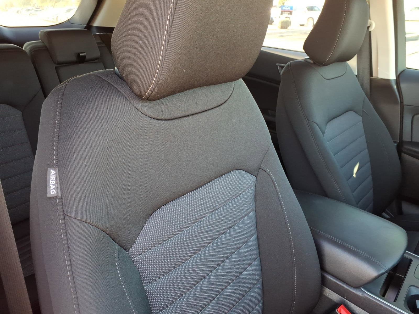 Used 2024 Ford Edge SE image 10